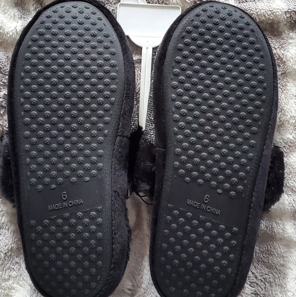 🌸Justice Slippers - Picture 4 of 4